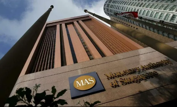 Banks to charge for use of Singdollar cheques by 1st Nov 2023, to stop taking corporate cheques by end-2025. - REALTIMME